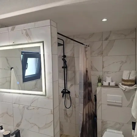 Oaza Mira Villa *